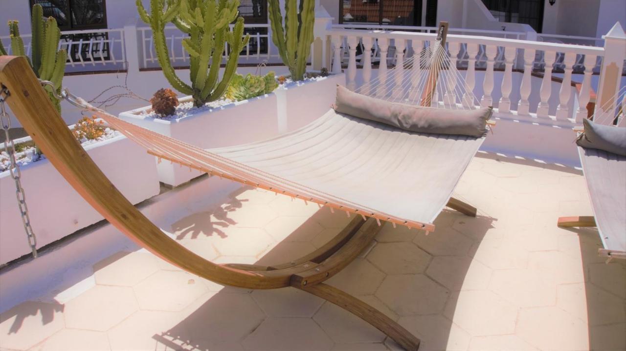 Greatly Located Apartment With Heated Pool, Los Cristianos Los Cristianos  Extérieur photo