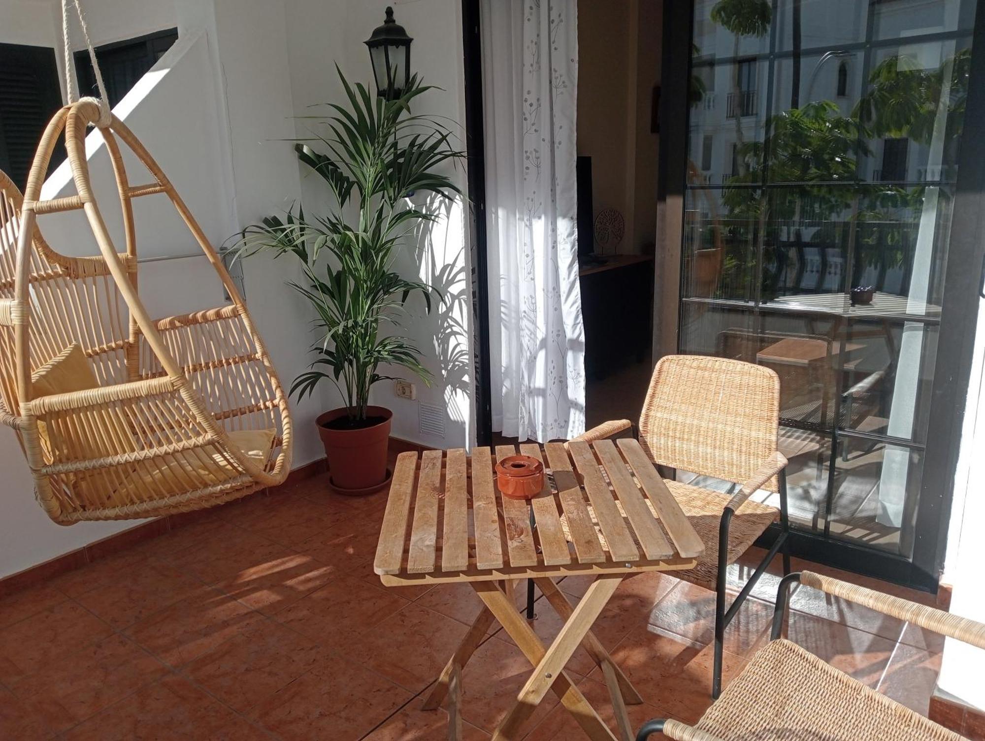 Greatly Located Apartment With Heated Pool, Los Cristianos Los Cristianos  Extérieur photo