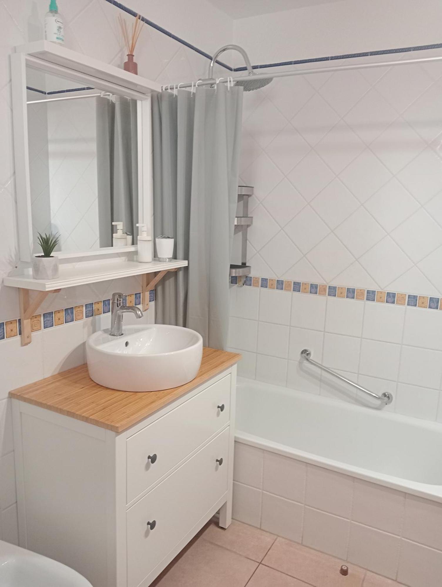 Greatly Located Apartment With Heated Pool, Los Cristianos Los Cristianos  Extérieur photo